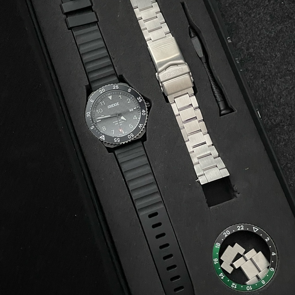 COPY - 42mm watch from The Ridge